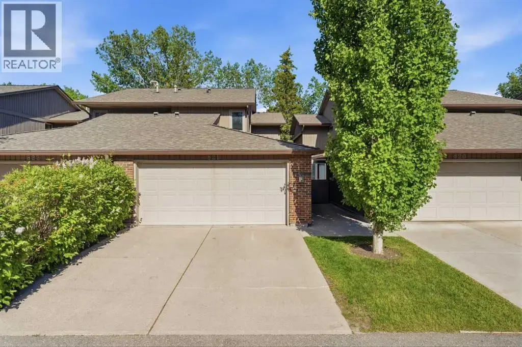 821, 860 Midridge Drive Se, Calgary