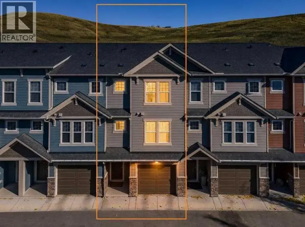 206 Cranbrook Square Se, Calgary
