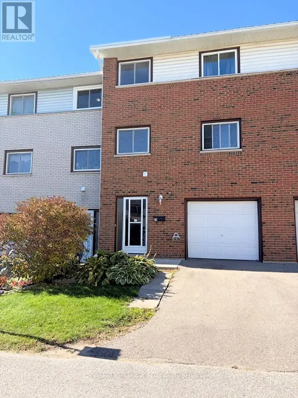 29 - 129 Concession Street E, Tillsonburg