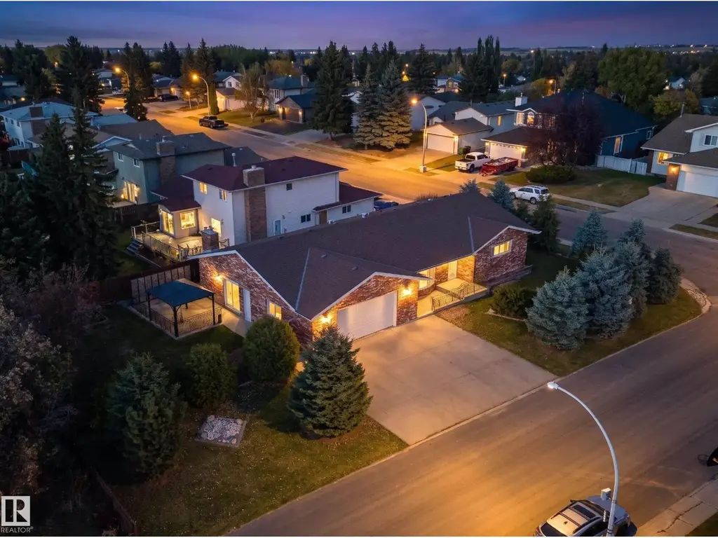 18412 82 Av Nw, Edmonton