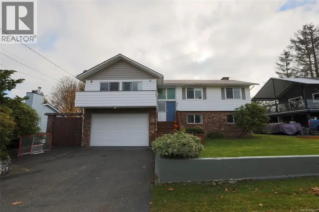 363 Englewood Dr, Port McNeill