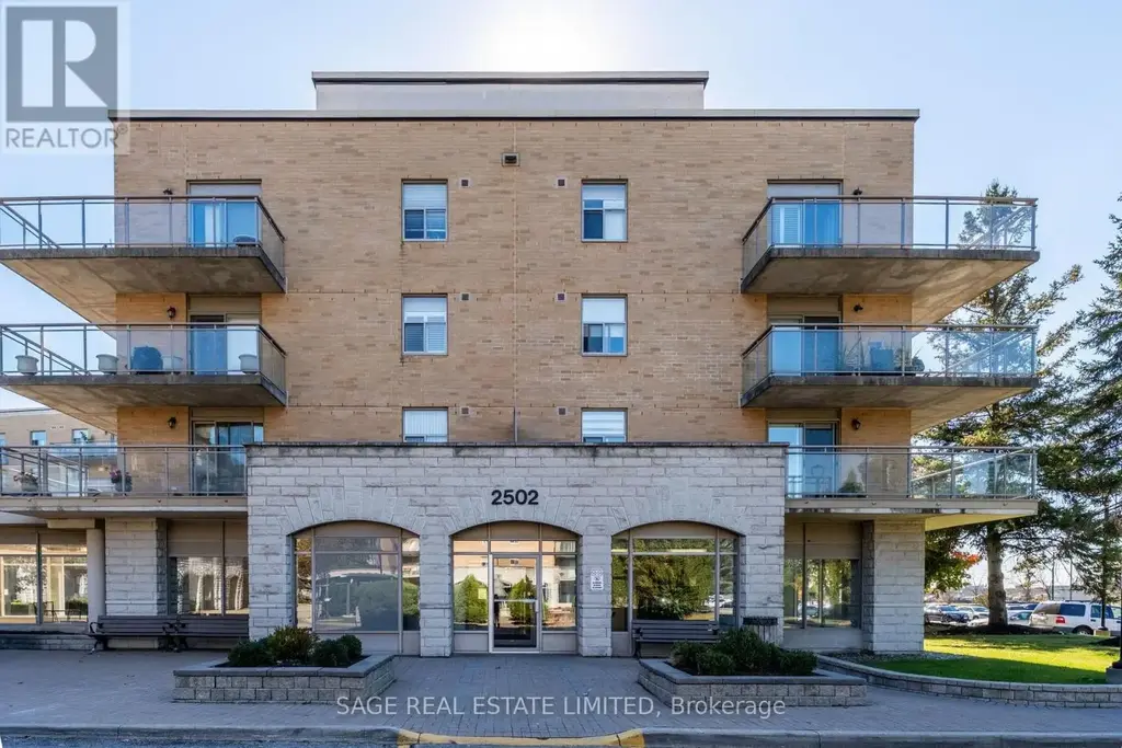 309 - 2502 Rutherford Road, Vaughan (Maple)