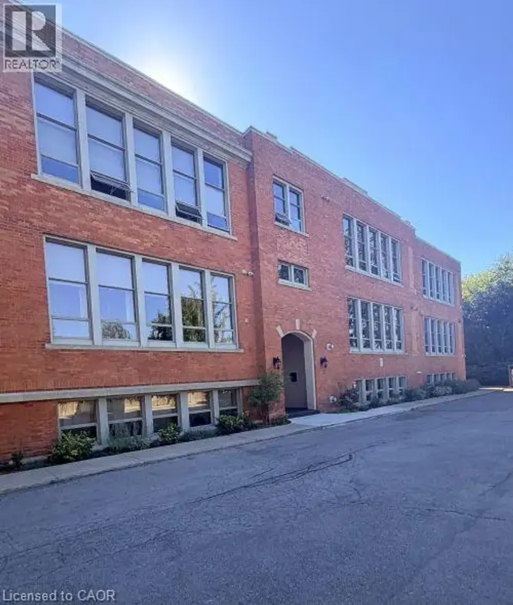 357 Hunter Street W Unit# 22, Hamilton