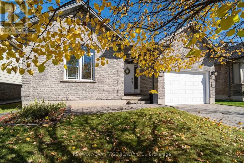 290 Walnut Street, Lucan Biddulph (Lucan)