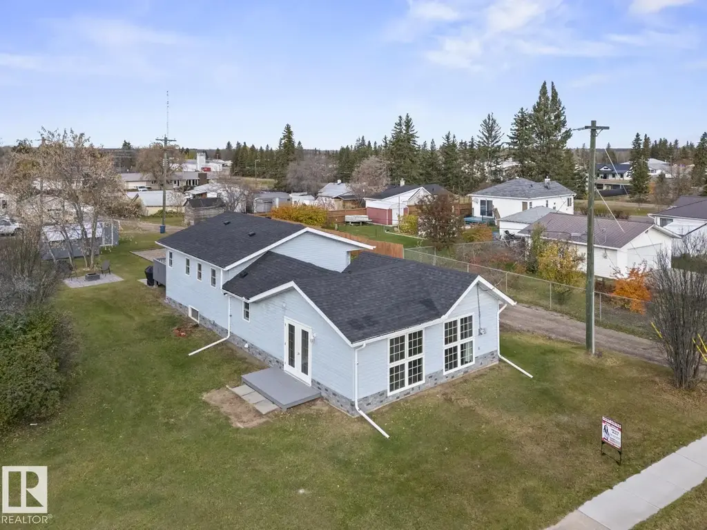 4820 51 St, Glendon