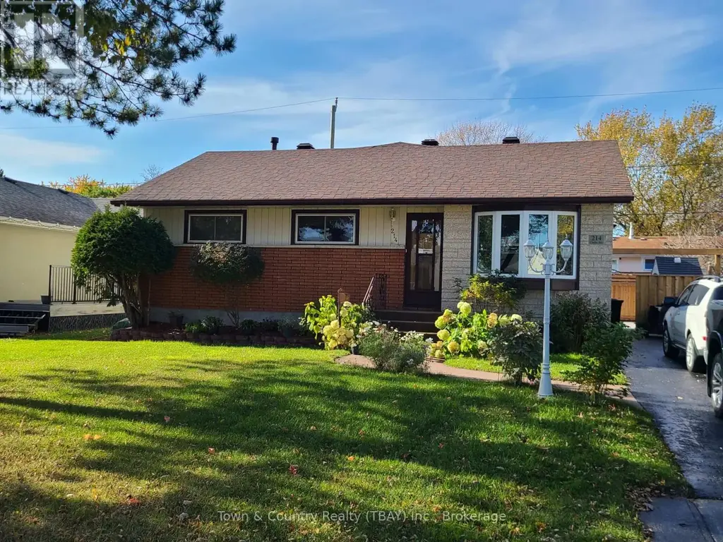 214 Cedar Avenue, Thunder Bay (Forest Park)