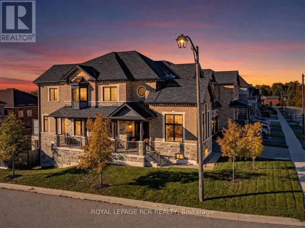 47 Carondale Square, East Gwillimbury (Sharon)