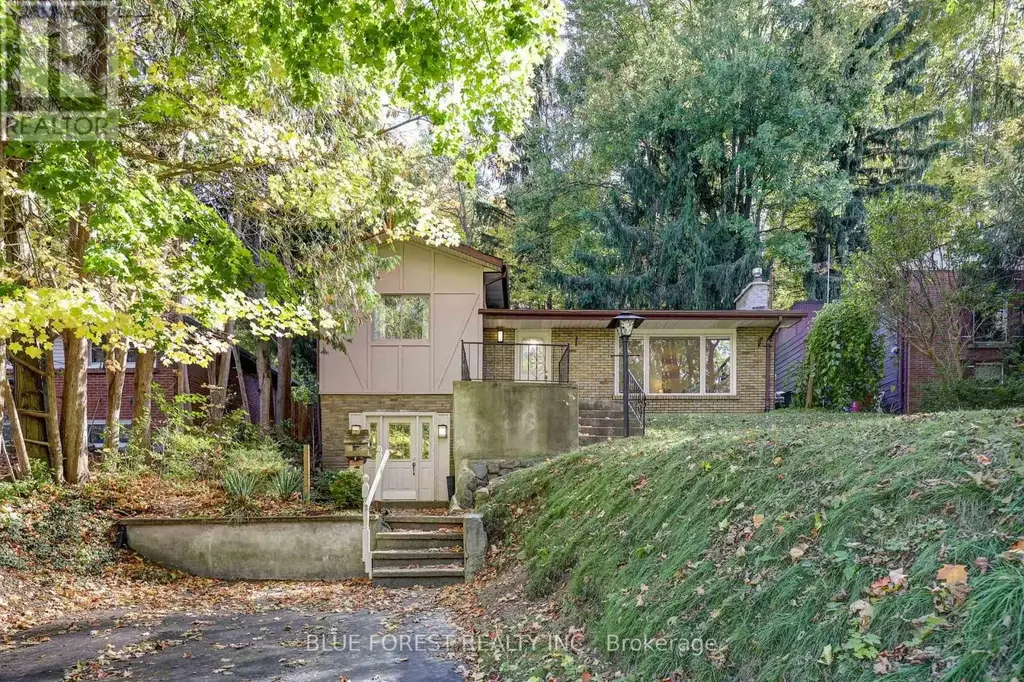 786 Springbank Drive, London South (South C)