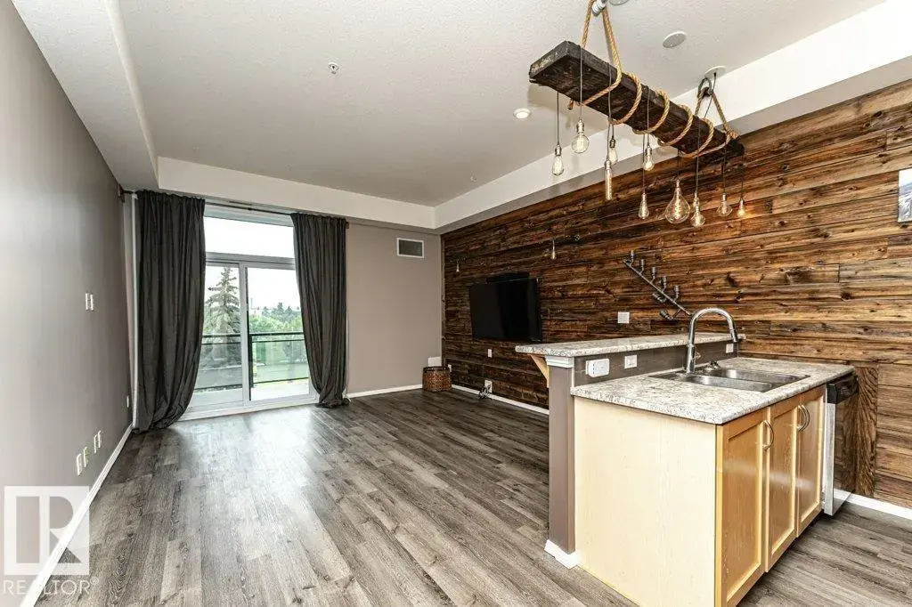 #404 10531 117 St Nw, Edmonton
