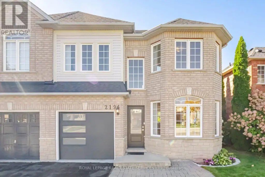 2194 Sutton Drive, Burlington (Orchard)