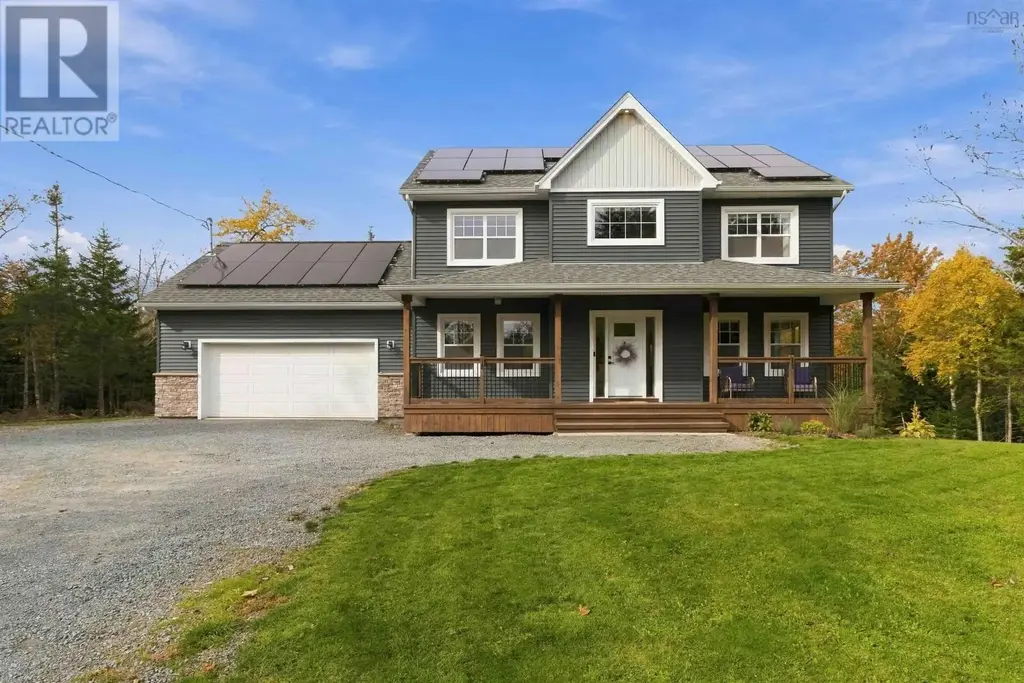 42 Wilder Lane, Fall River