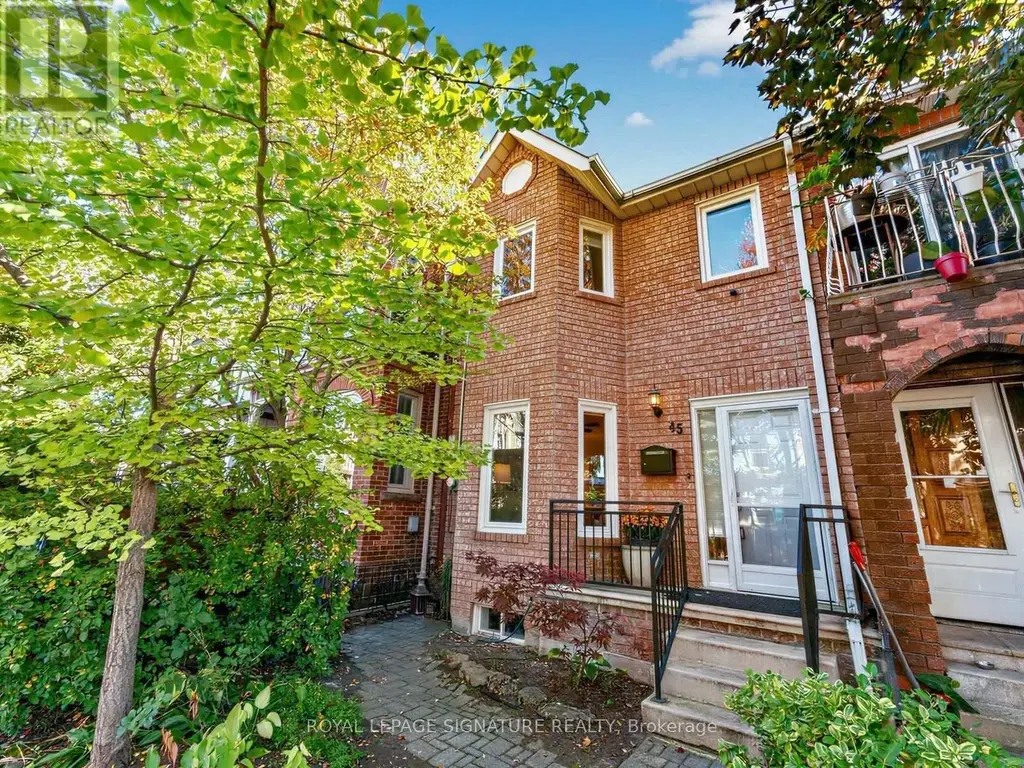 45 Robinson Street, Toronto (Trinity-Bellwoods)