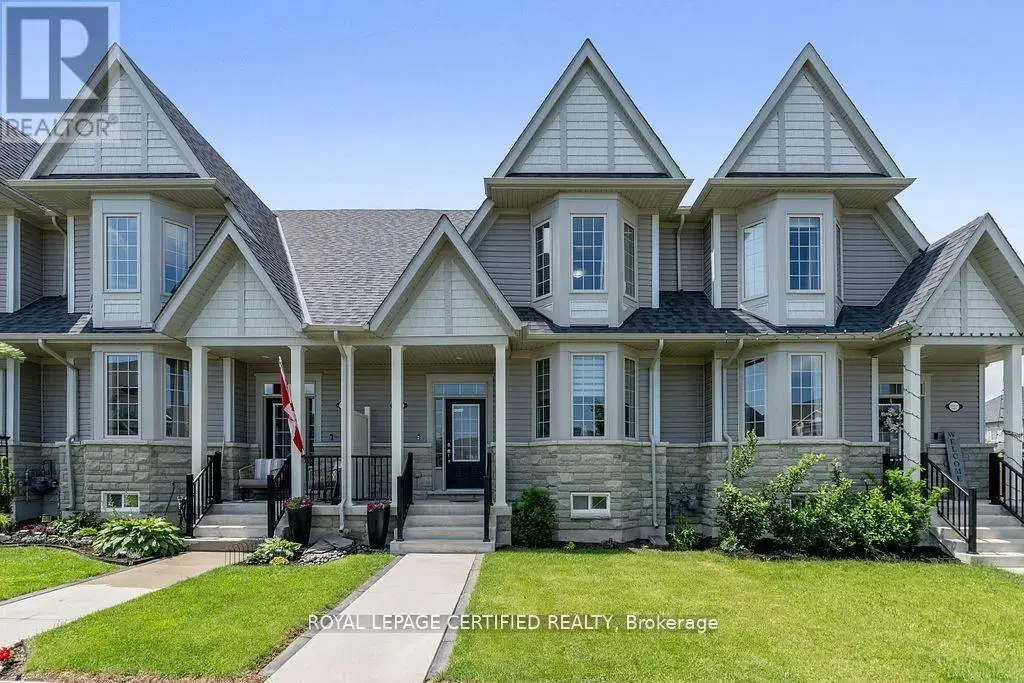 2 - 25 Elliot Street E, Centre Wellington (Fergus)
