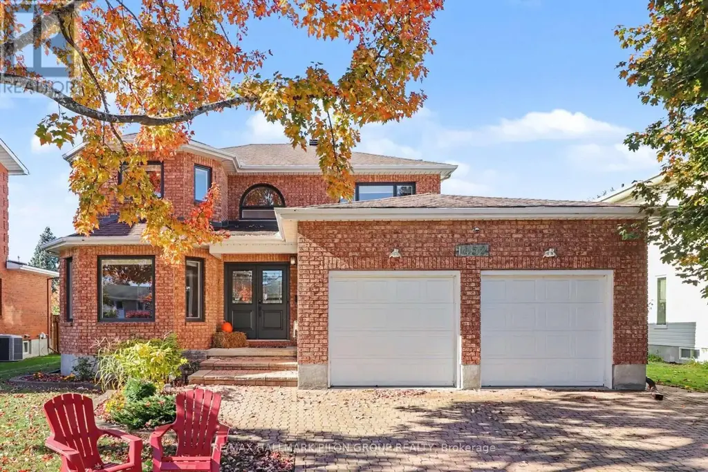 1452 Charlebois Avenue, Ottawa