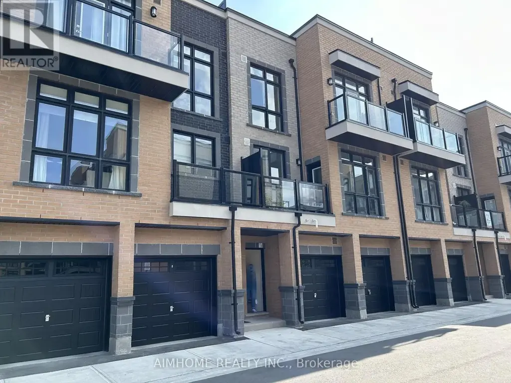 2 - 7 Phelps Lane, Richmond Hill (Oak Ridges)
