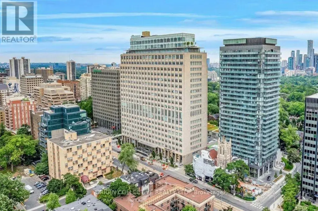 405 - 111 St Clair Avenue W, Toronto (Yonge-St. Clair)