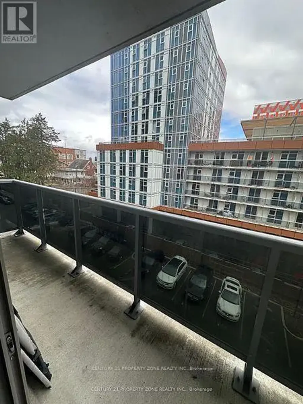 162 - 258a Sunview Street, Waterloo