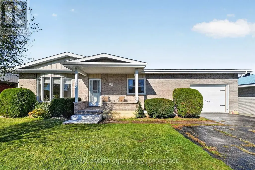 85 Victoria Street W, North Glengarry