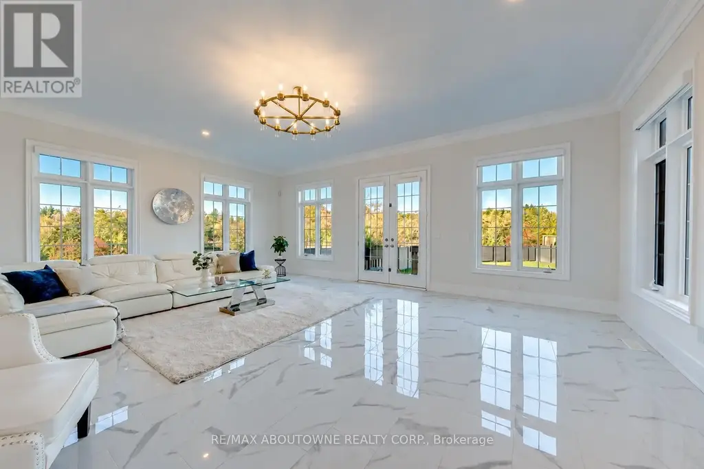 2359 Saw Whet Boulevard, Oakville (GA Glen Abbey)