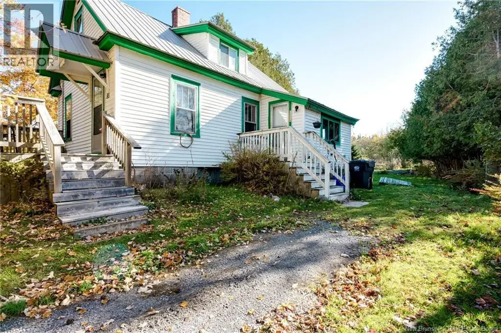 88 Dutch Point Road, Hampton