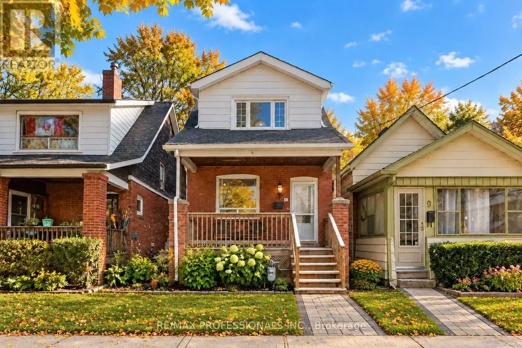 11 Bryant Avenue, Toronto (Crescent Town)