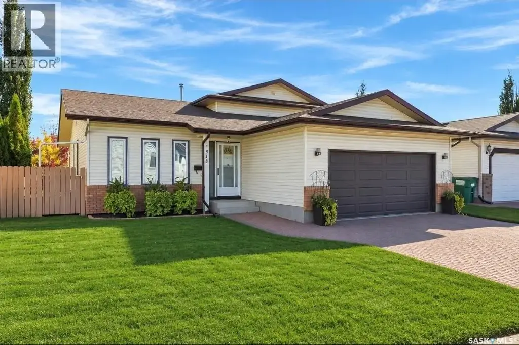 518 Bronson Crescent, Saskatoon