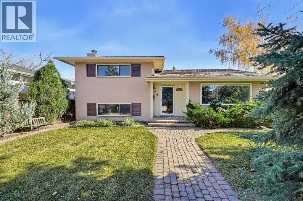 8252 7 Street Sw, Calgary