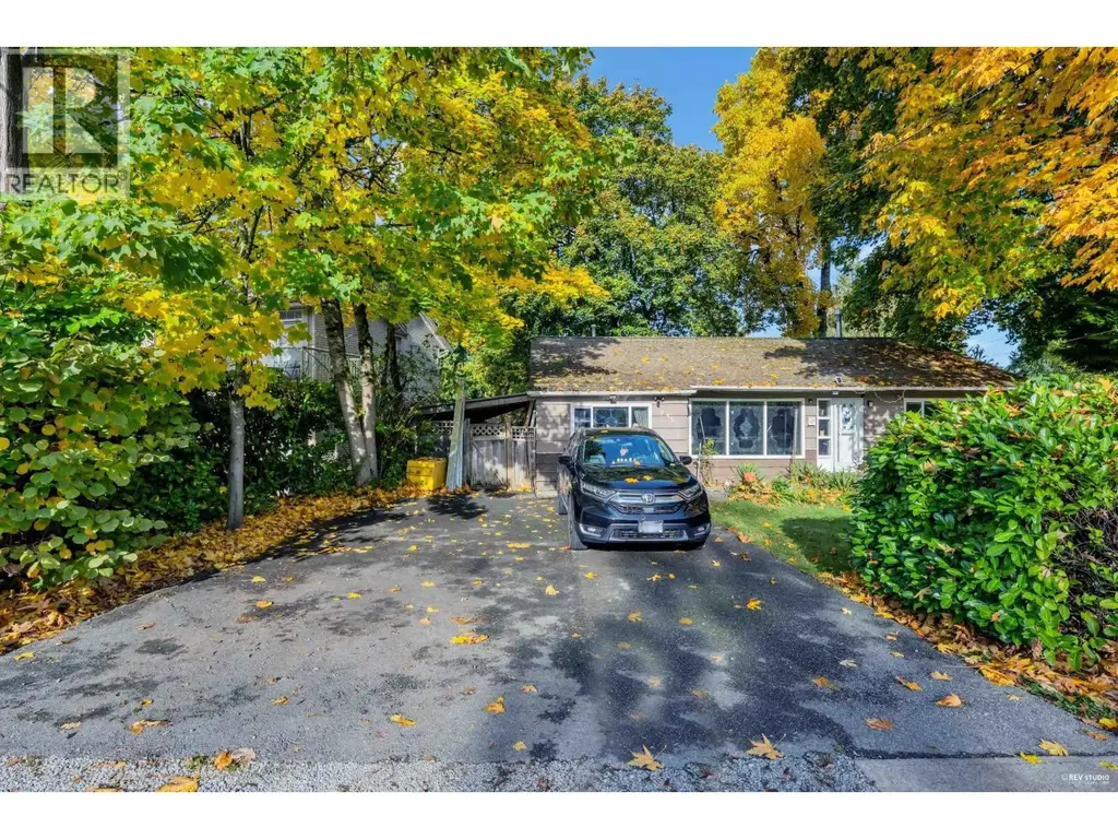 735 Lea Avenue, Coquitlam