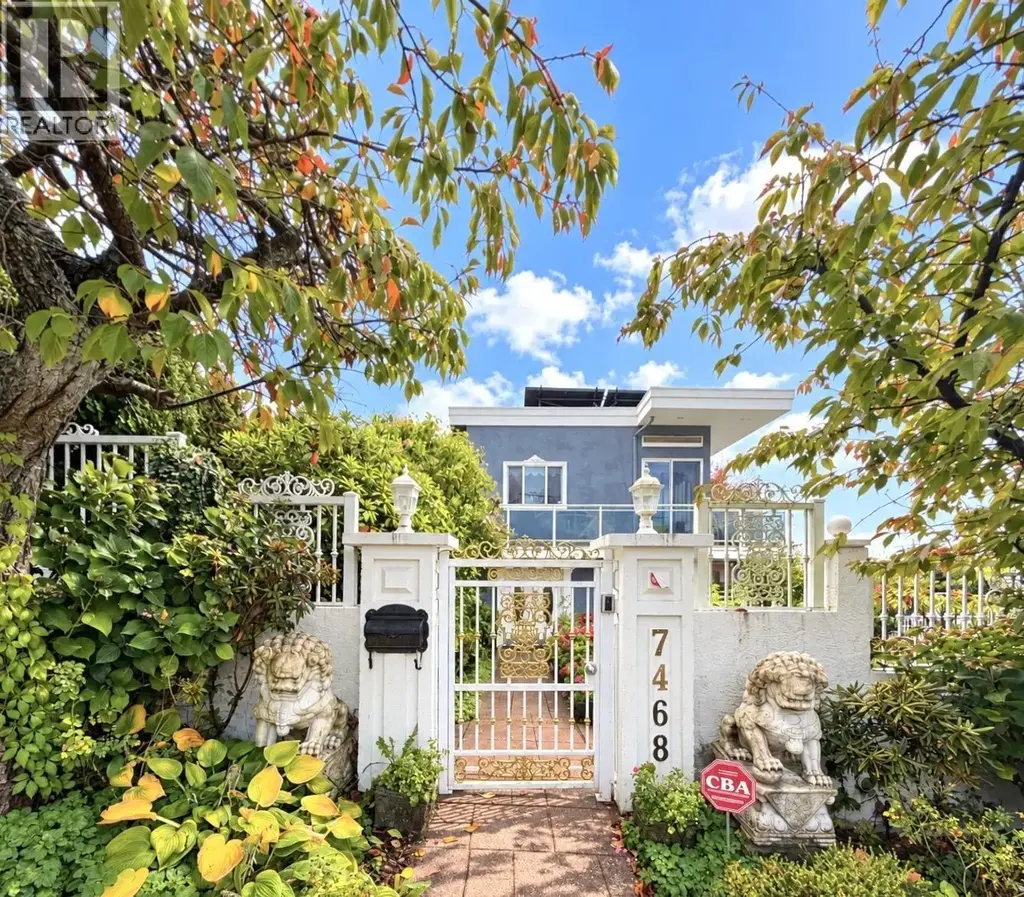 7468 Curtis Street, Burnaby