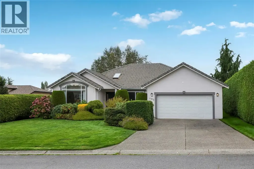 495 Troon Close, Qualicum Beach