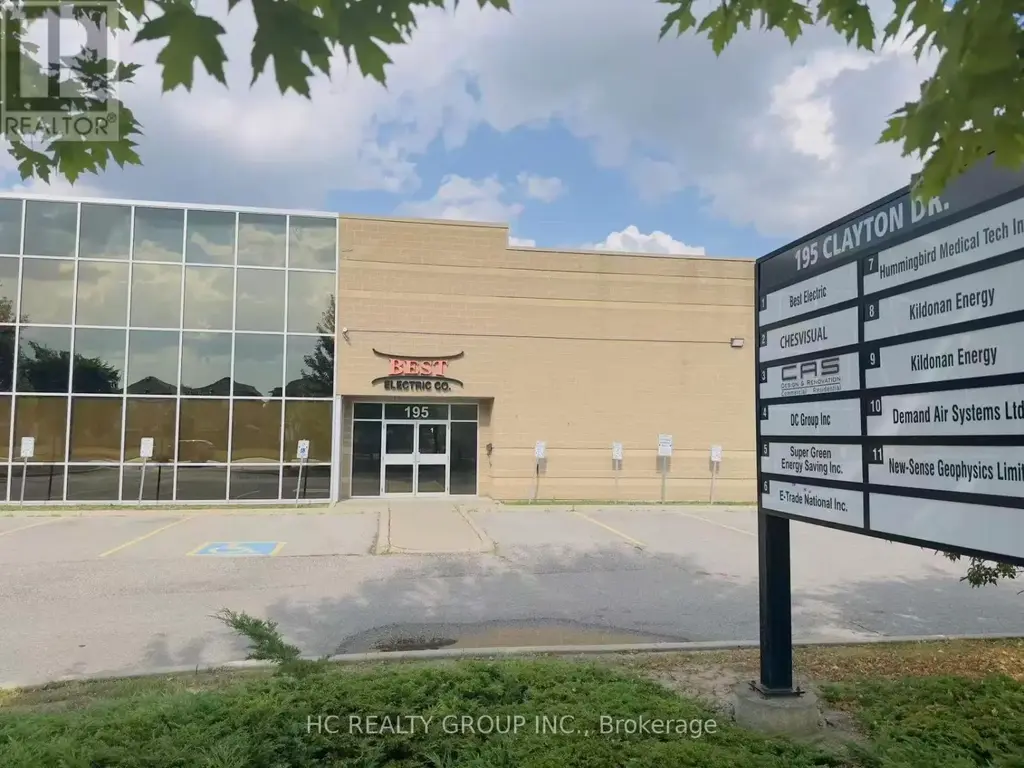 2 - 195 Clayton Drive, Markham (Milliken Mills West)