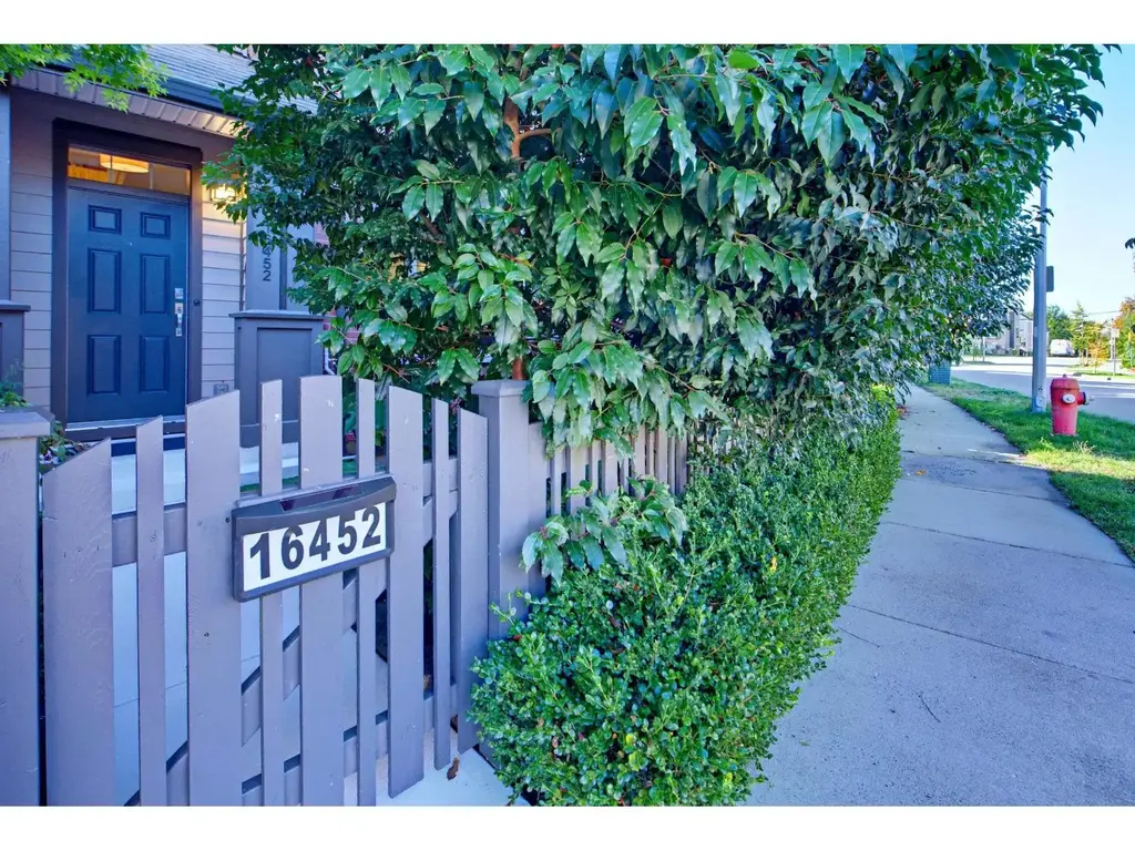 16452 24a Avenue, Surrey