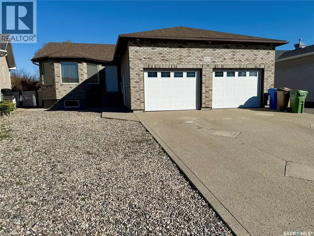 3512 Bishop Crescent E, Regina