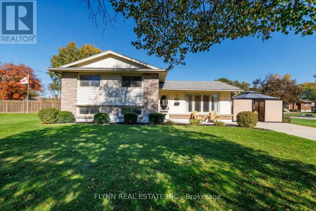 8968 Banting Avenue, Niagara Falls (Chippawa)