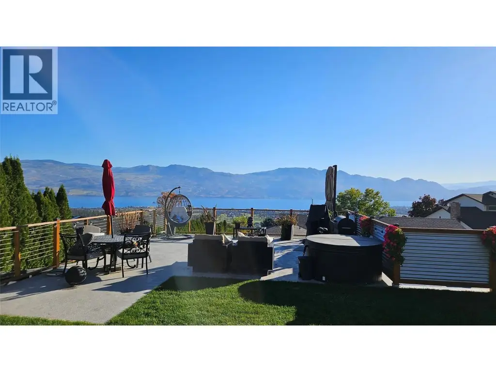 3226 Sunset Place, West Kelowna
