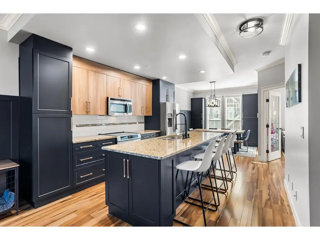10 45137 Nicomen Crescent, Garrison Crossing, Chilliwack