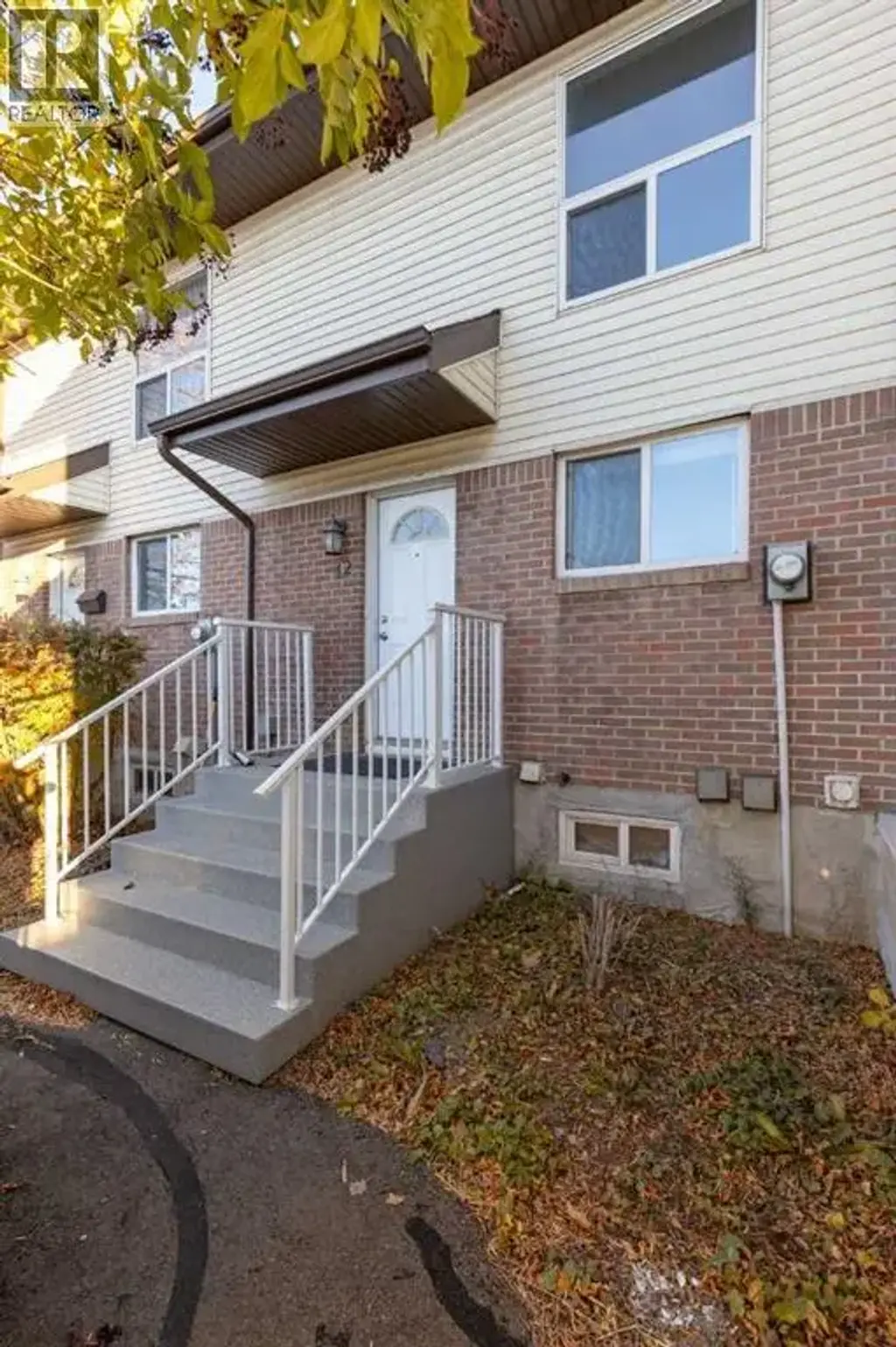 42, 32 Whitnel Court Ne, Calgary
