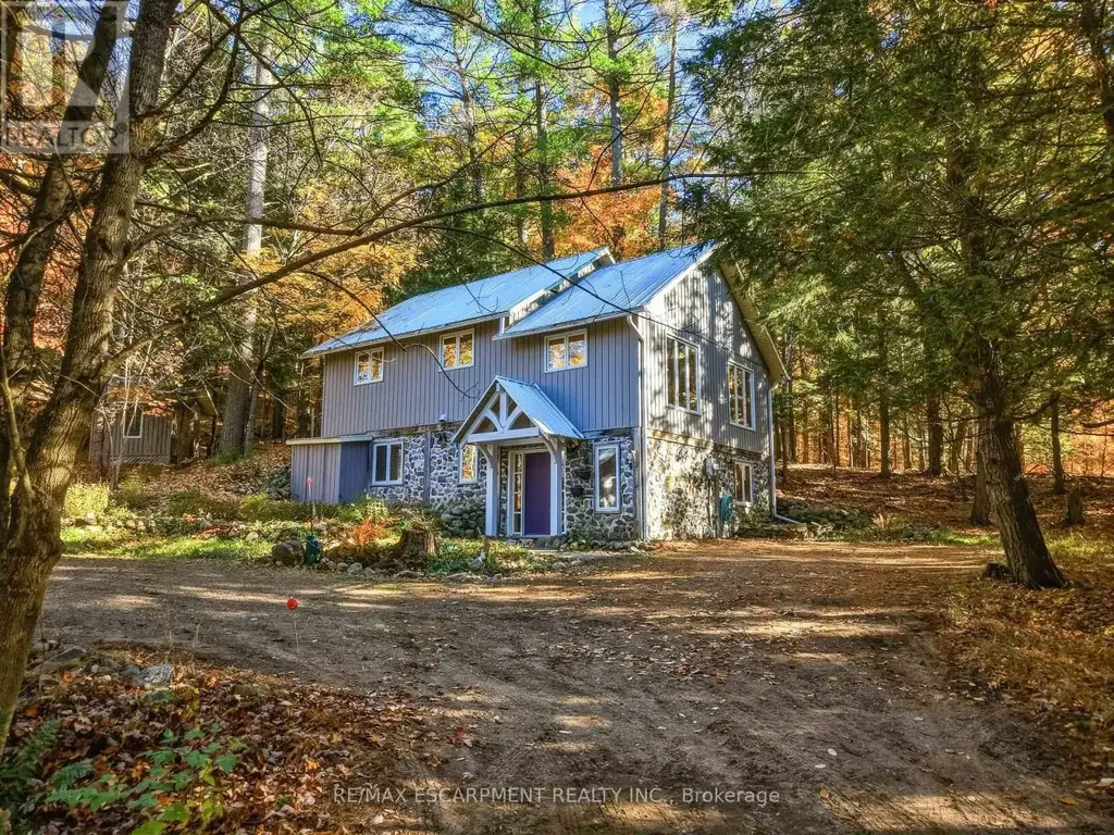 55 Mary Lake Crescent, Huntsville (Stephenson)