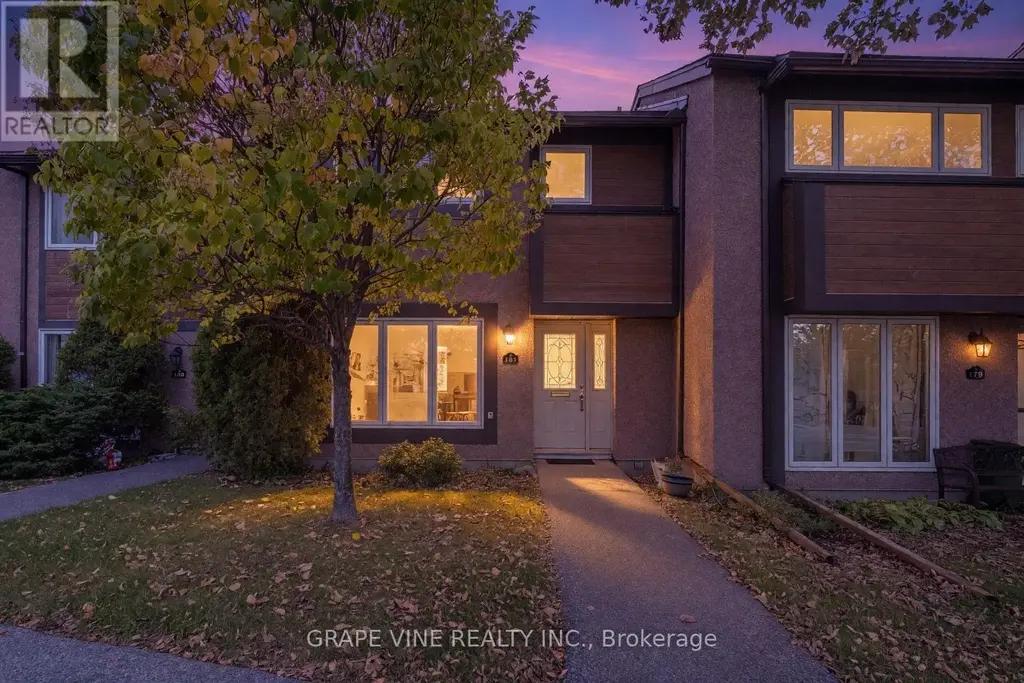 34 - 181 Huntridge Private, Ottawa