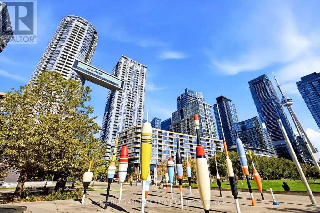 727 - 21 Iceboat Terrace, Toronto (Waterfront Communities)