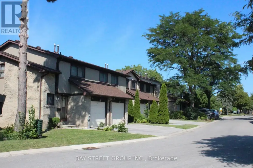 Unit 44 - 29 Fundy Bay Boulevard, Toronto (Steeles)