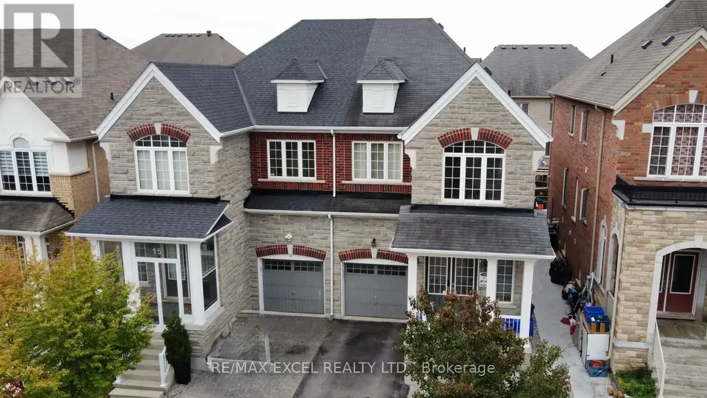 15 Zeng Cheng Drive, Markham (Victoria Square)