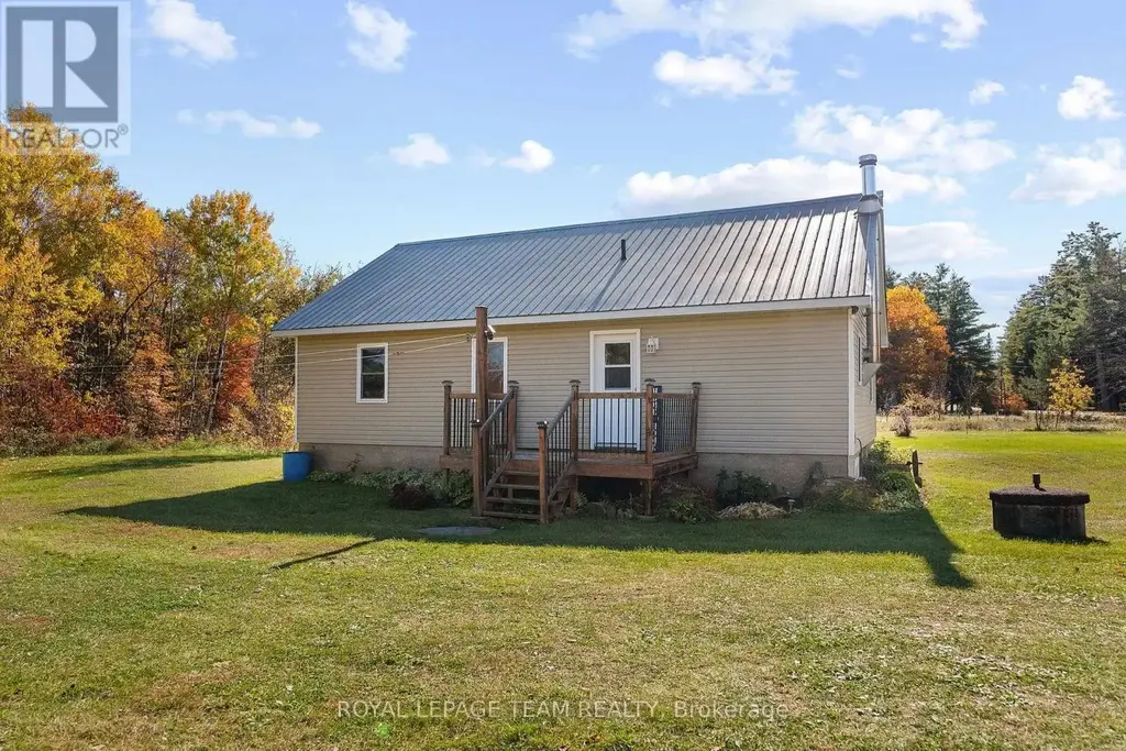 16 Royal Pines Road, North Algona Wilberforce