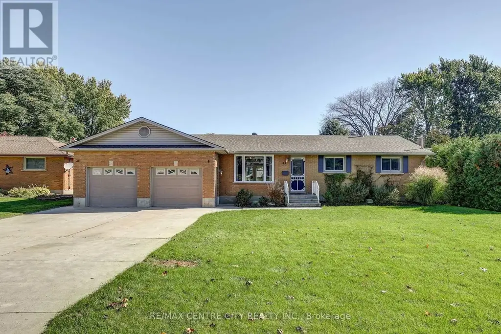 68 Lois Avenue, Central Elgin