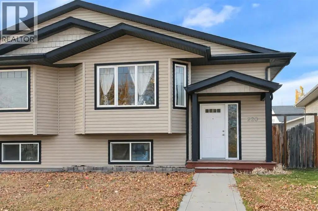 220 Jordan Parkway, Red Deer