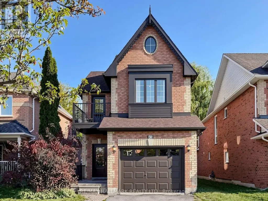 45 Colonial Crescent, Richmond Hill (Oak Ridges Lake Wilcox)