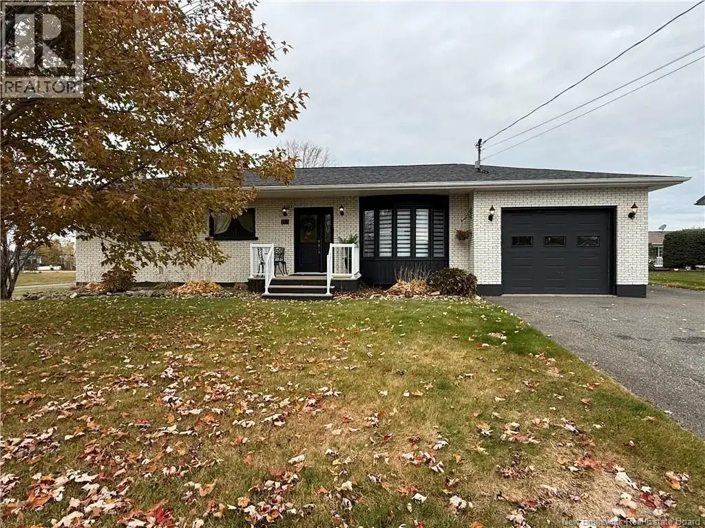 698 4th Avenue, Grand-Sault/Grand Falls