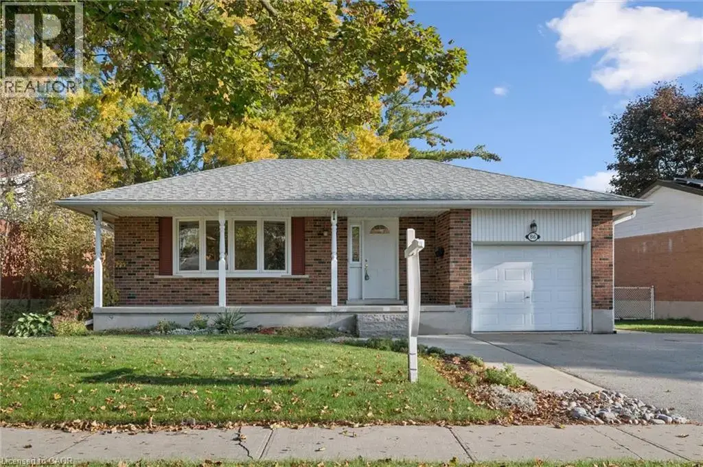 86 Lower Canada Crescent, Kitchener