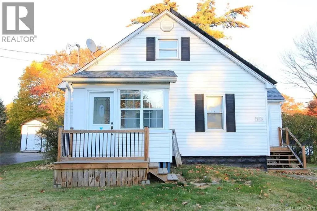 203 Mcneill Avenue, Fredericton