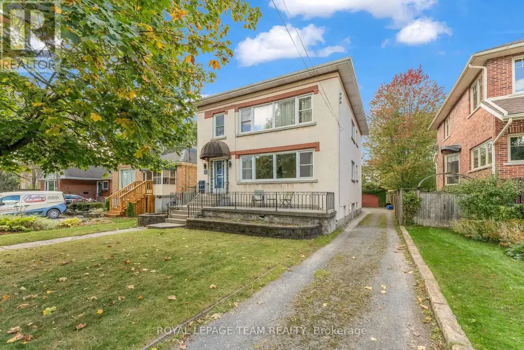 418 College Street, Kingston (Central City East)